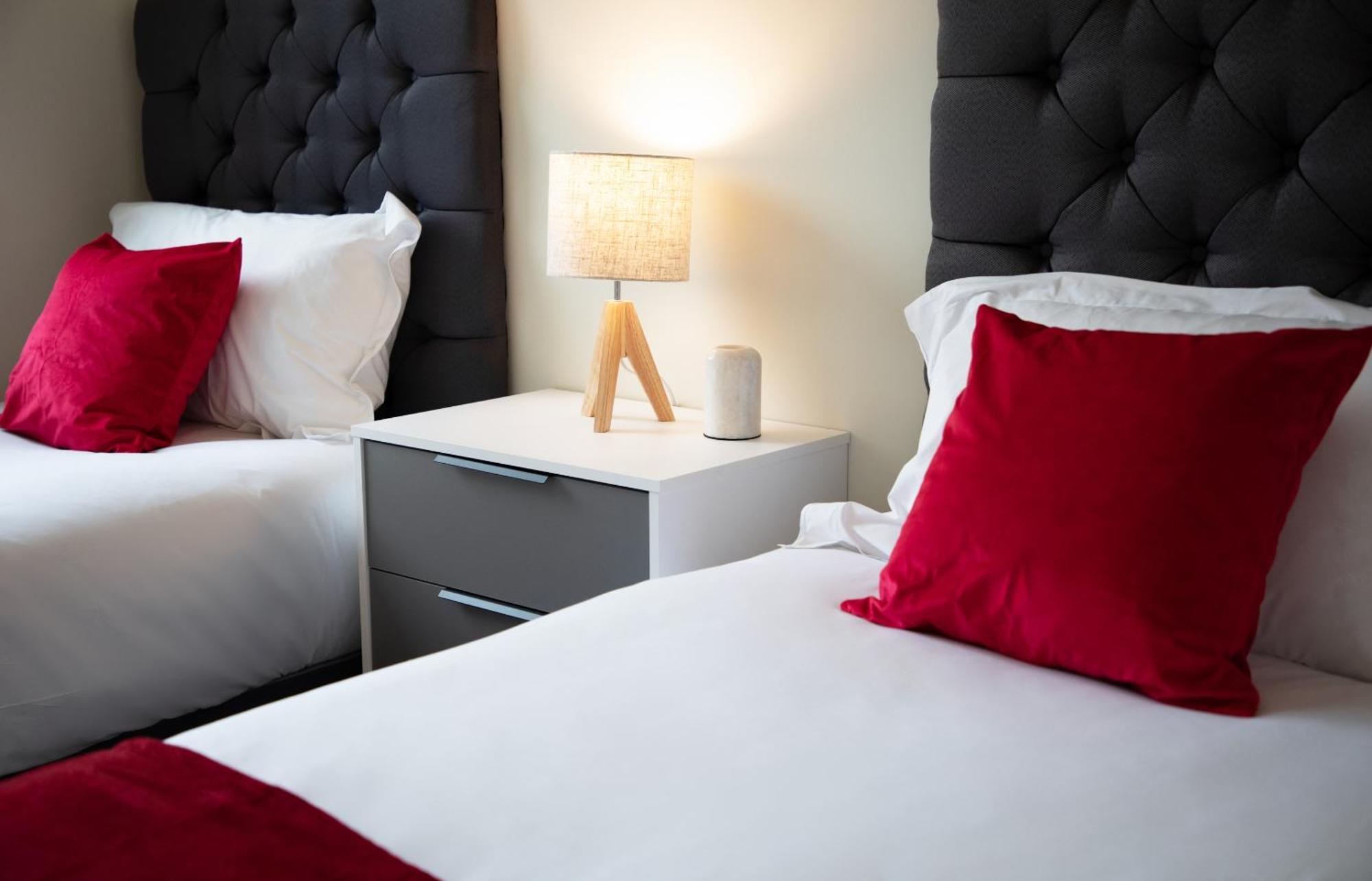 Apartamento The Kaizen West Bromwich Habitación foto